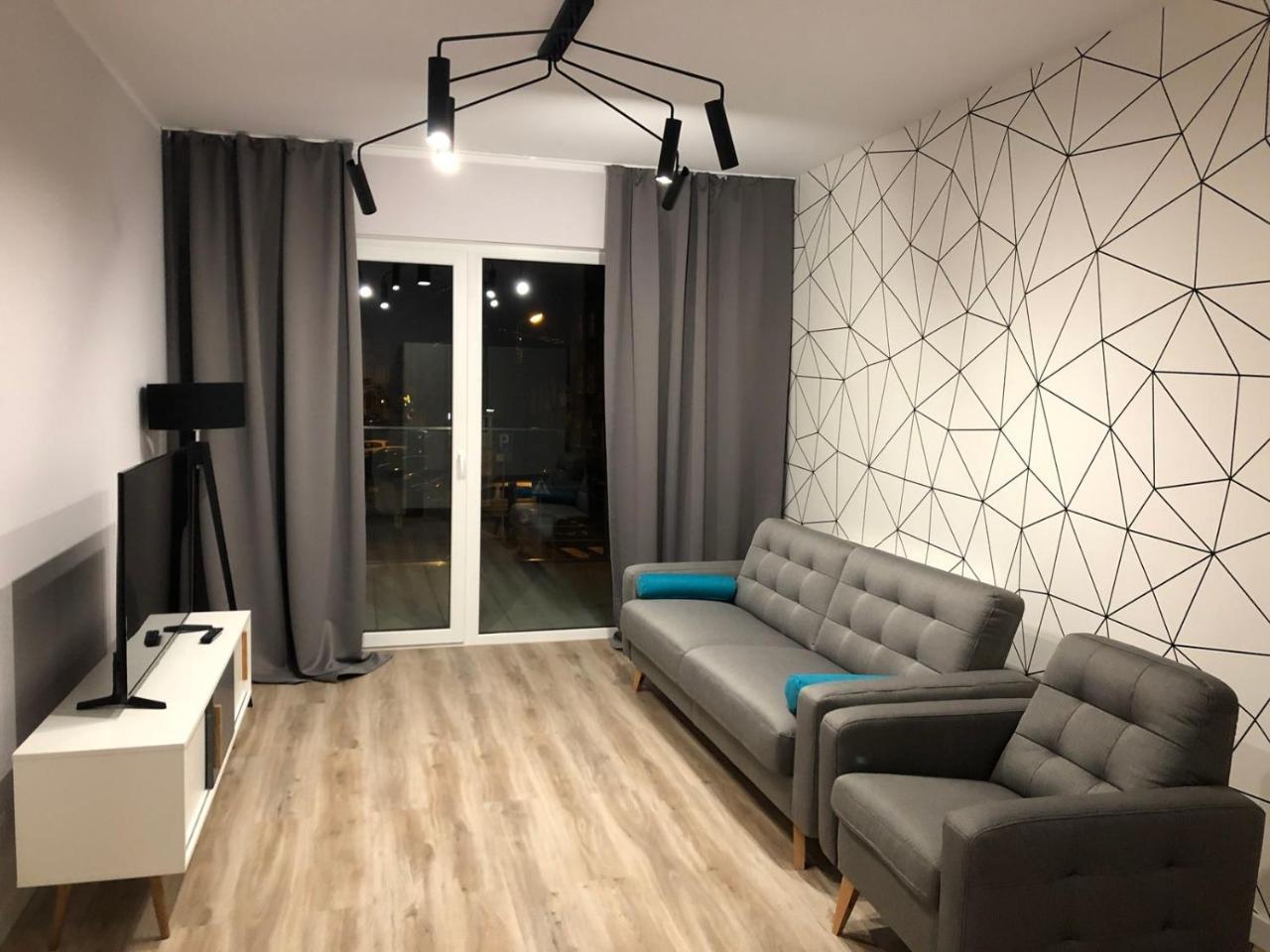 Apartamenty Zajezdnia Mtp Poznan Bagian luar foto
