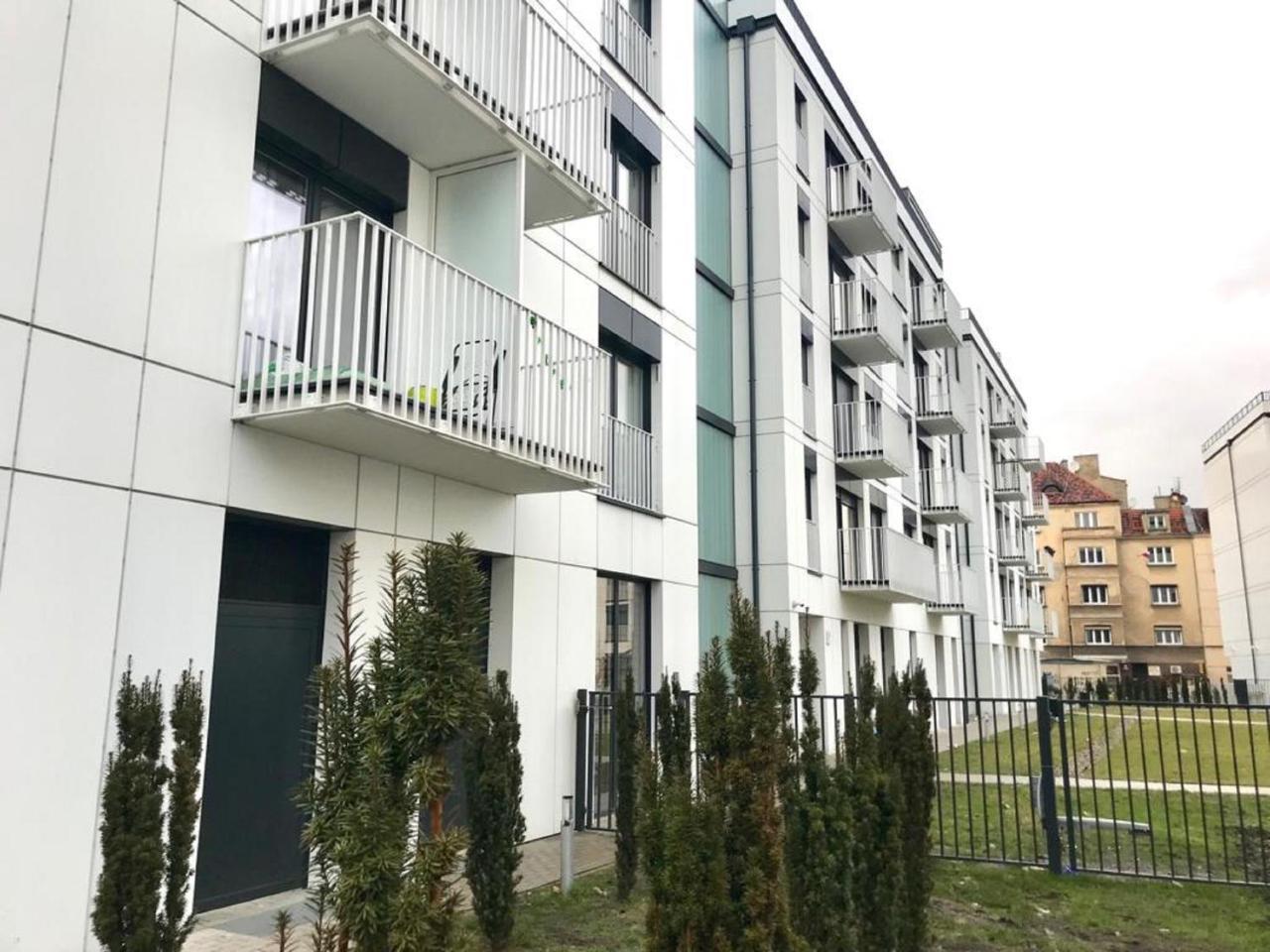 Apartamenty Zajezdnia Mtp Poznan Bagian luar foto