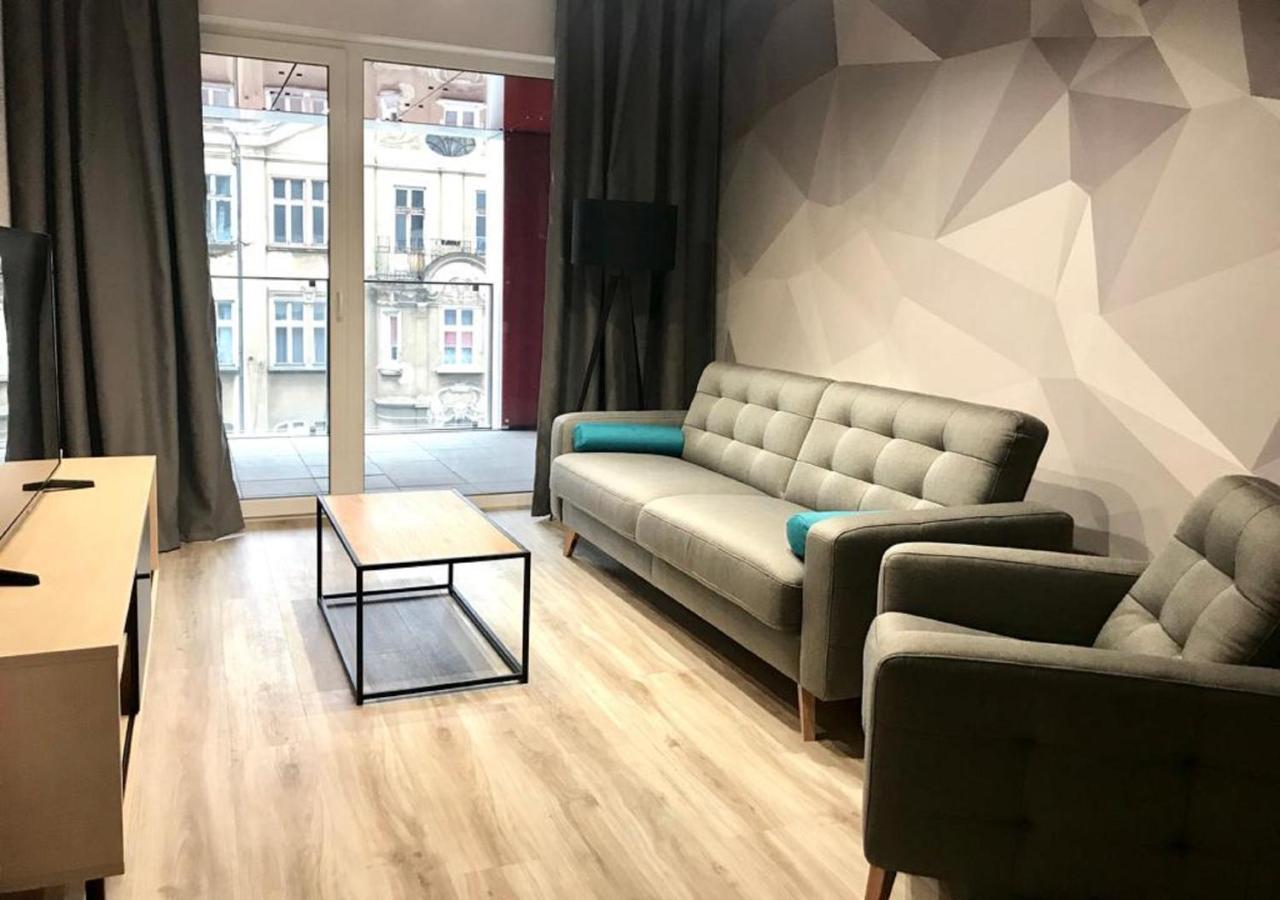 Apartamenty Zajezdnia Mtp Poznan Bagian luar foto