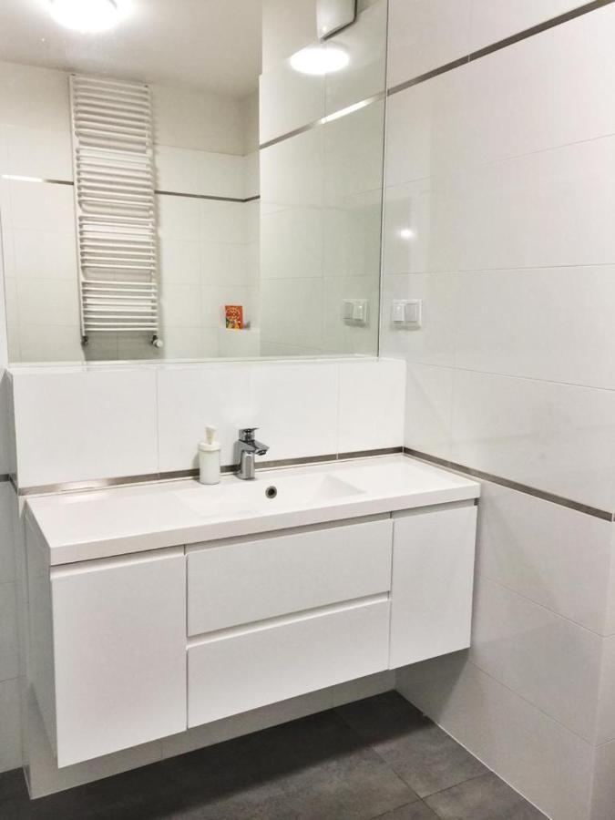 Apartamenty Zajezdnia Mtp Poznan Bagian luar foto